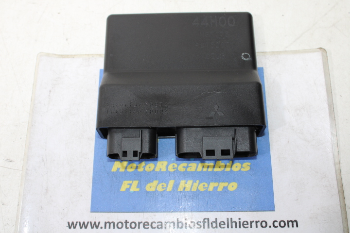 cdi-ecu-centralita-suzuki-gladius-sfv-650-2013-3292044H00000 (1)