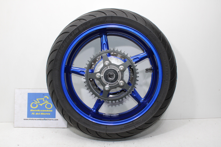 llanta-rueda-trasera-suzuki-gladius-sfv-650-2013-6411144H00YLY-6461119F00000-6921138G00000 (1)