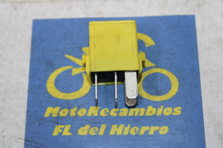 rele-mini-contacto-amarillo-bomba-descarga-luces-bmw-r1150rt-2003-61366902041 (1)