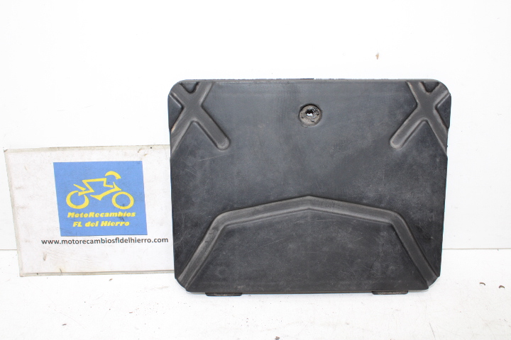 tapa-bateria-kymco-agility-carry-125-e5-2021-50326LCB9C10N1R (1)
