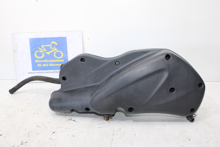 caja-filtro-aire-piaggio-x10-125-ie-e3-2012-B017213 (1)