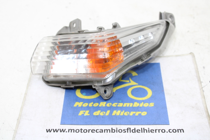 intermitente-delantero-izquierdo-suzuki-gsr-600-2007-3560244G00000 (1)