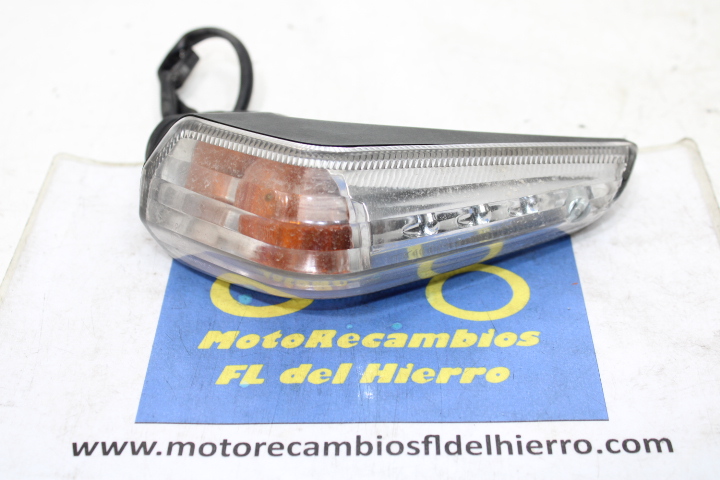 intermitente-trasero-derecho-suzuki-gsr-600-2007-3560344G01000 (1)