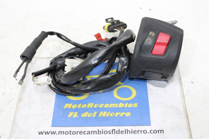 piña-derecha-conmutador-arranque-piaggio-x10-125-ie-e3-2012-643152 (1)