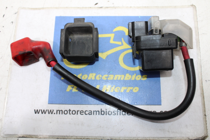 rele-de-arranque-cable-positivo-suzuki-gsr-600-2007-3180044G00000 (1)